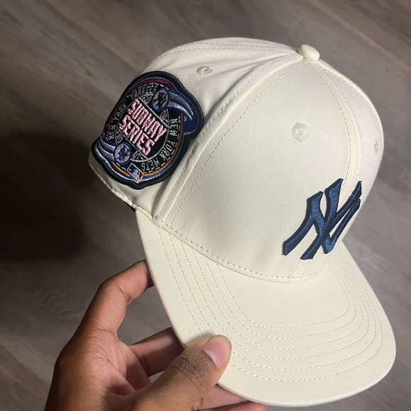 New York SnapBack - Picture 1 of 2